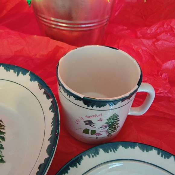 LET IT SNOW  child plate set - Picture 10 of 16